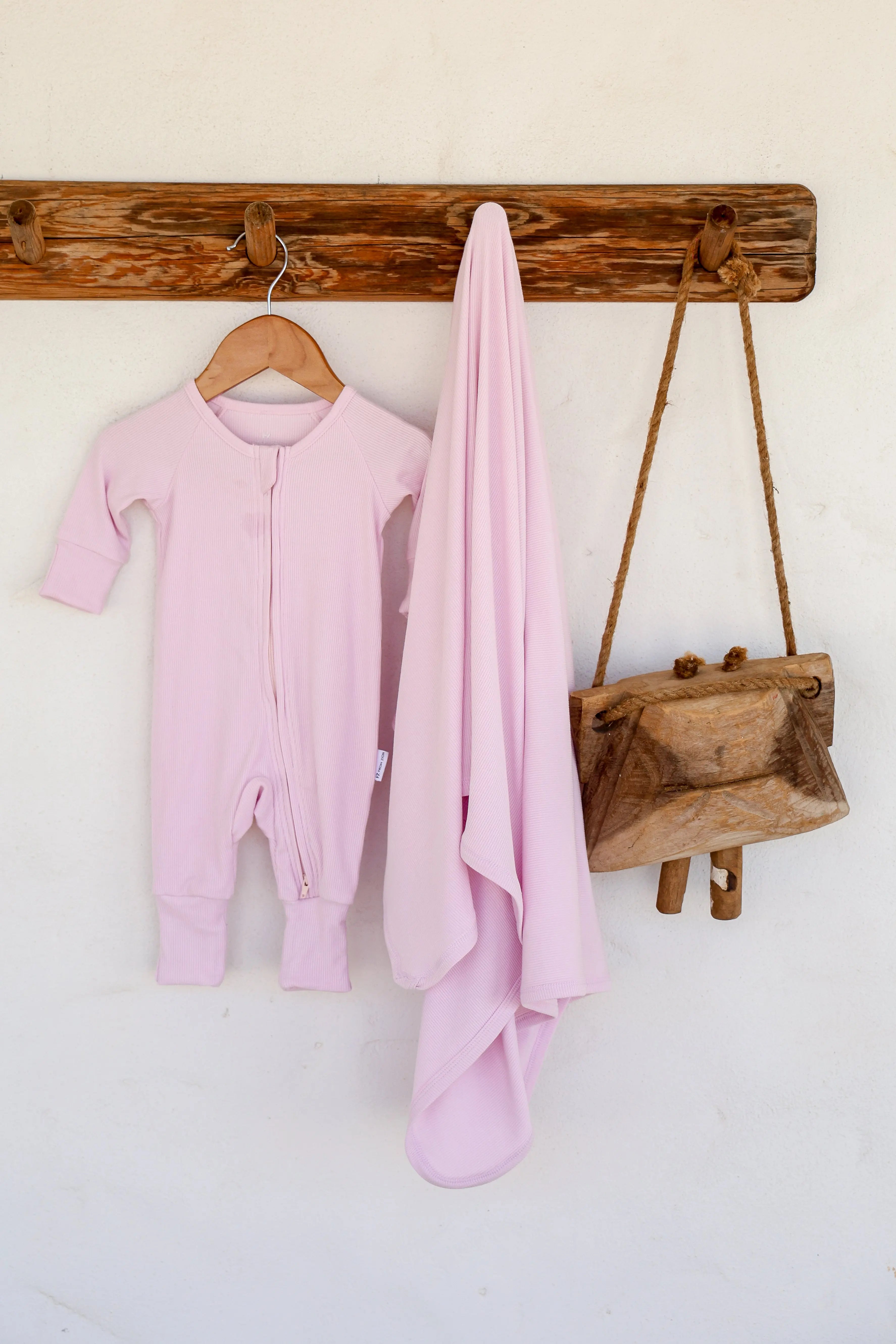 Ribbed Bamboo Baby Wrap - Lolly Pink FROM ZION