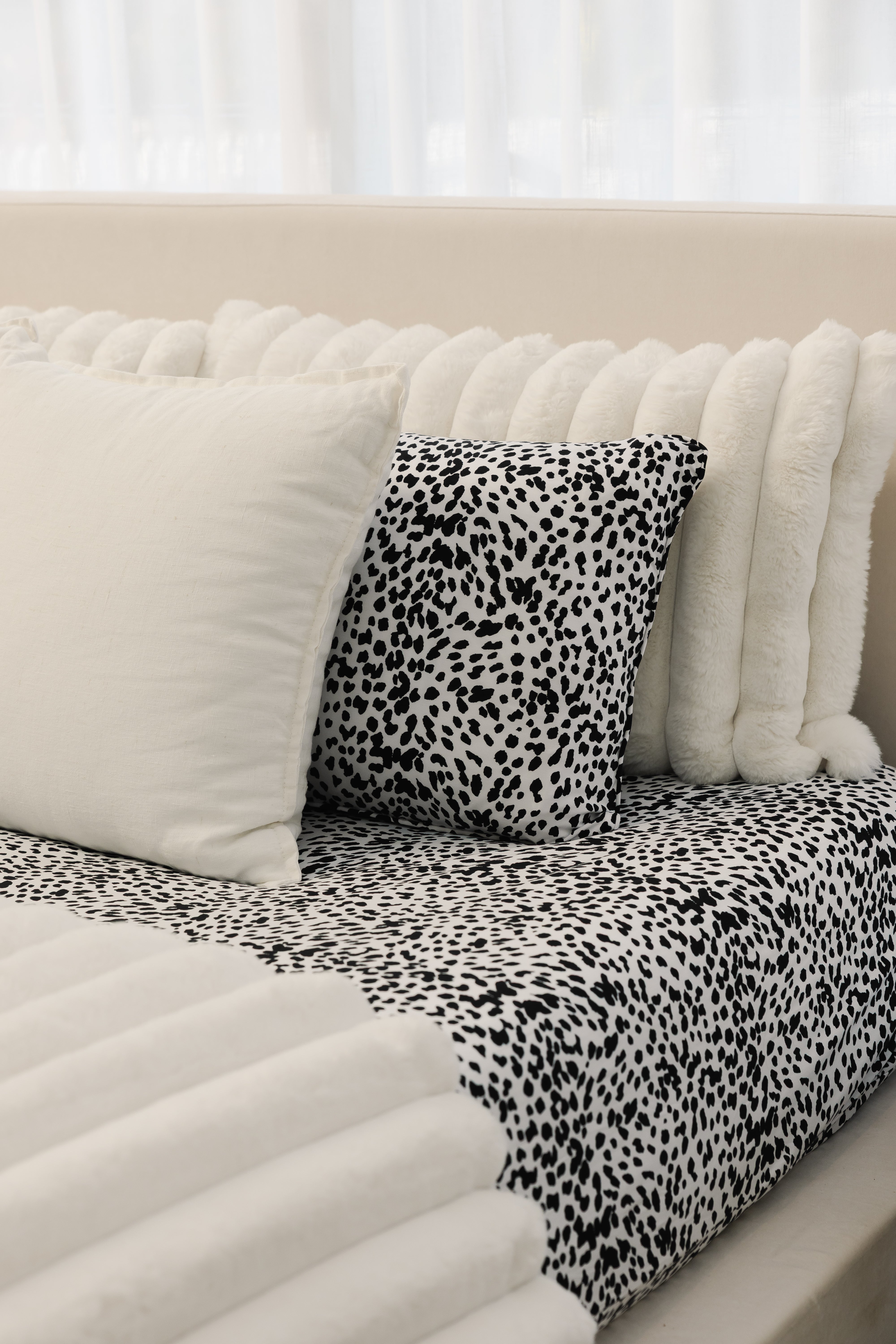 HOME & ACCESSORIES