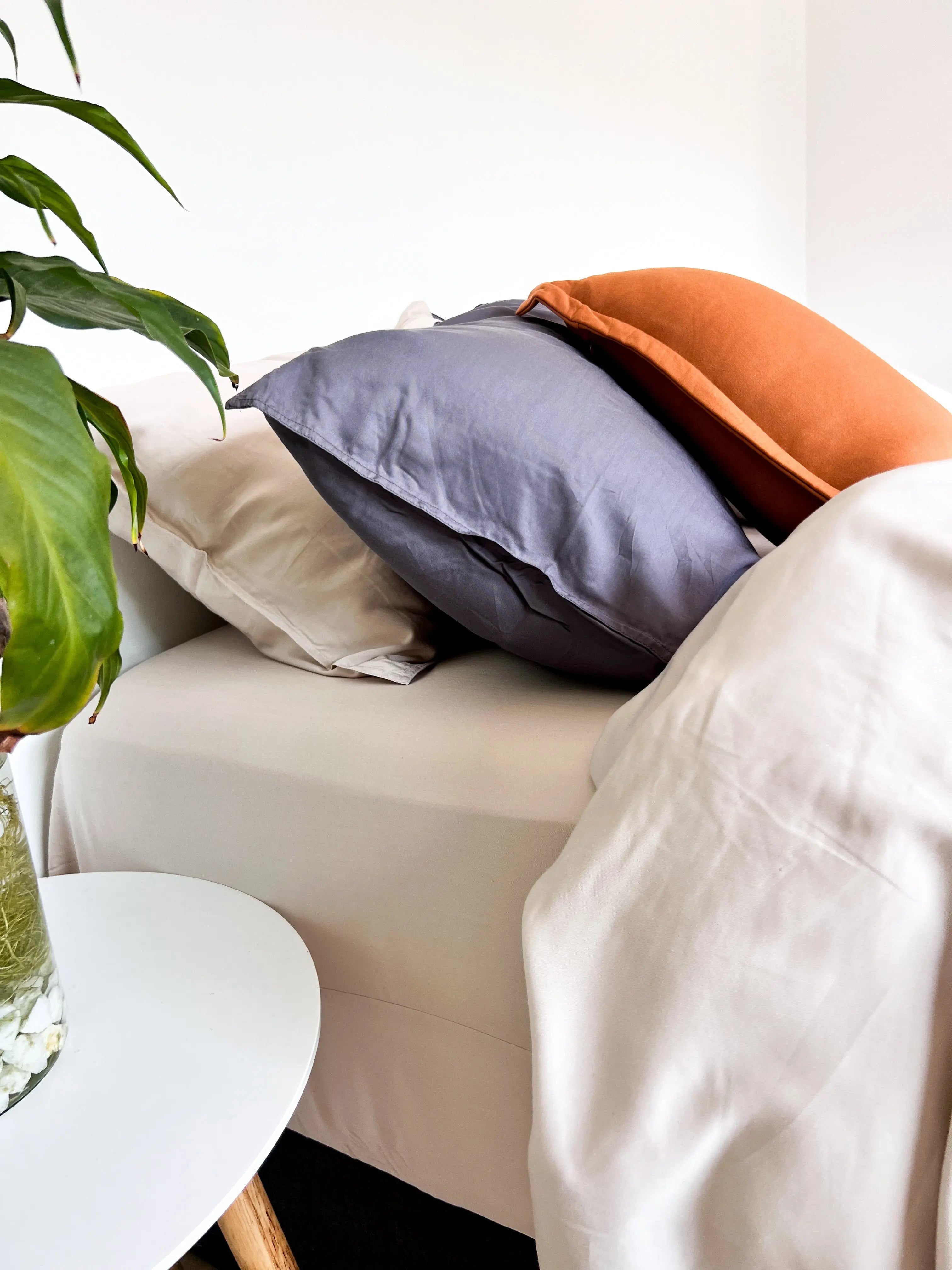 CLEARANCE BEDDING